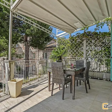 Plaza Casa Vacanze アパート ヌマーナ